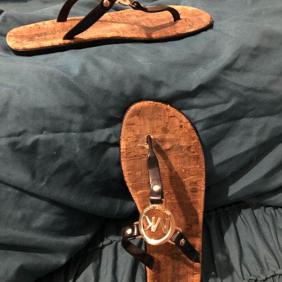 MK shoes - Picture 2 of 2